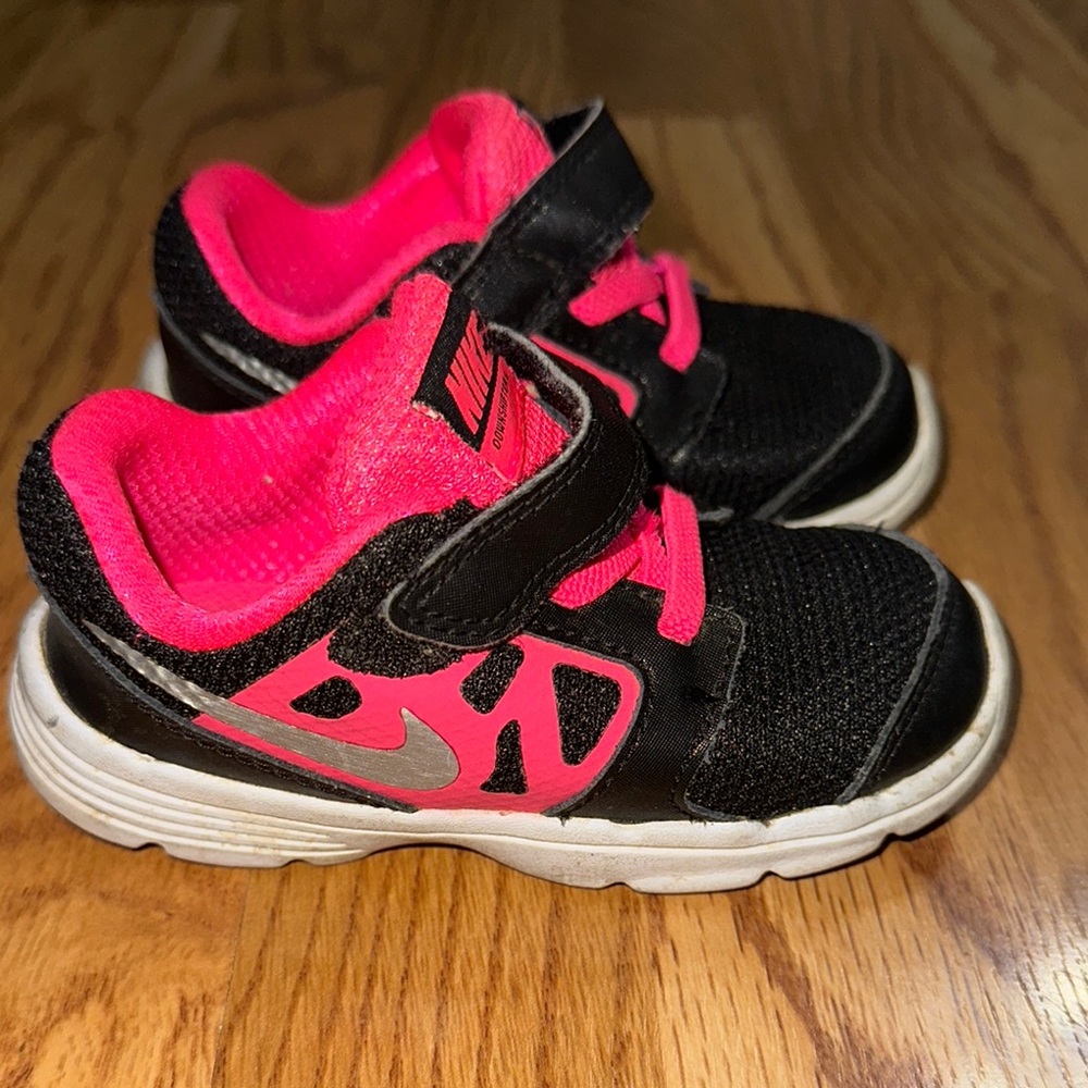 Nike Black and Pink Athletic Sneakers with Velcro Closure Kids